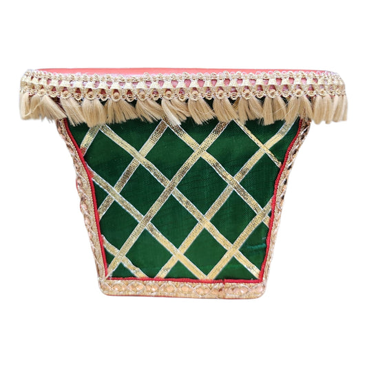 Manek Stamb Pot