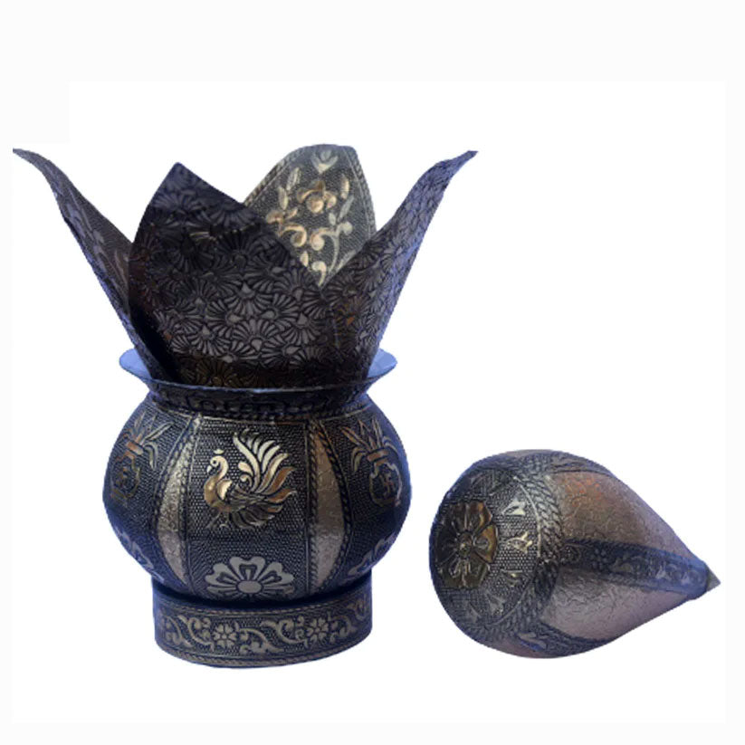 Oxidised Coconut with Leaf available in gold