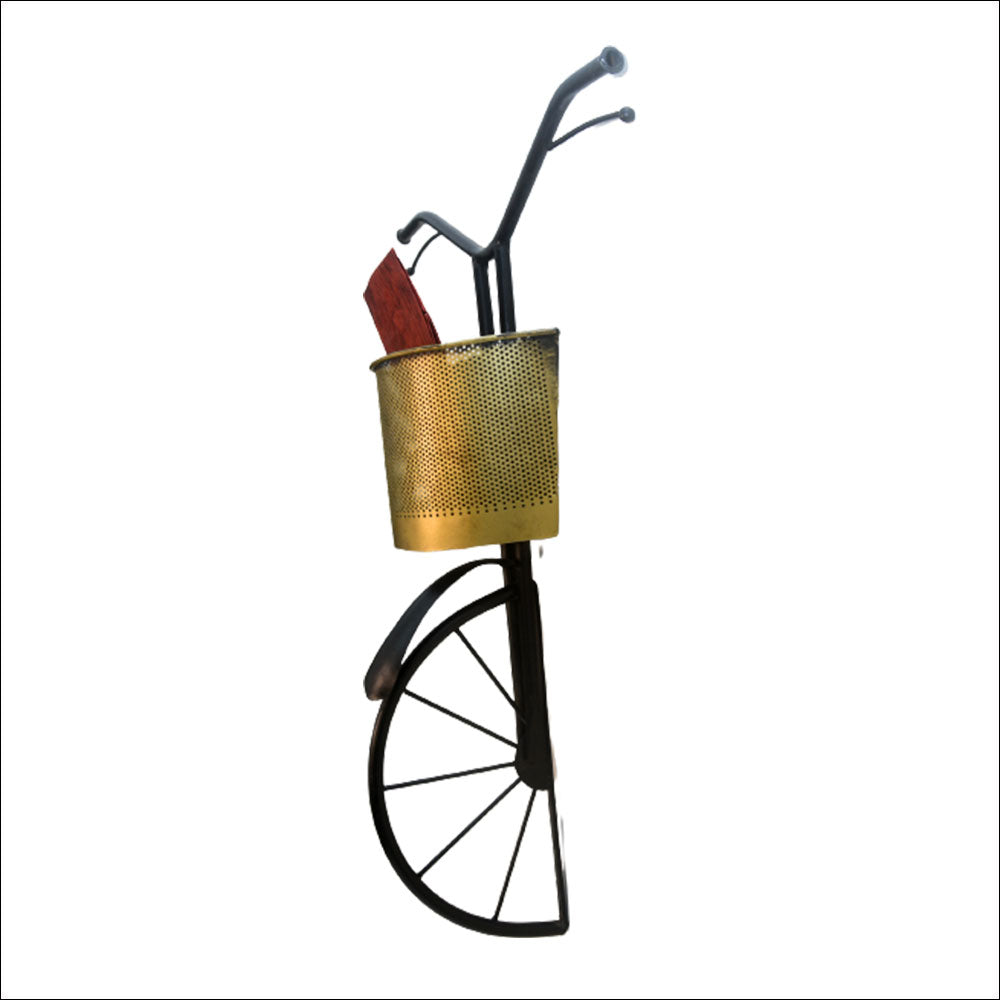 Iron Magazine and Paper Holder Bicycle Basket wall Art
