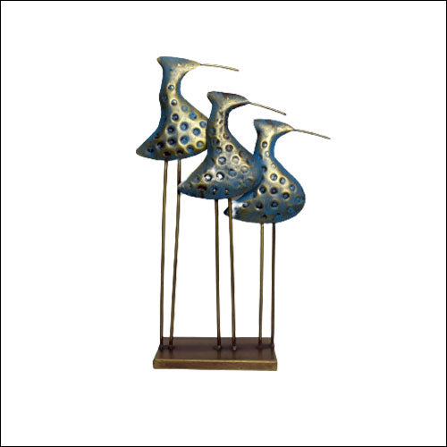 Table Decor of 3 Birds