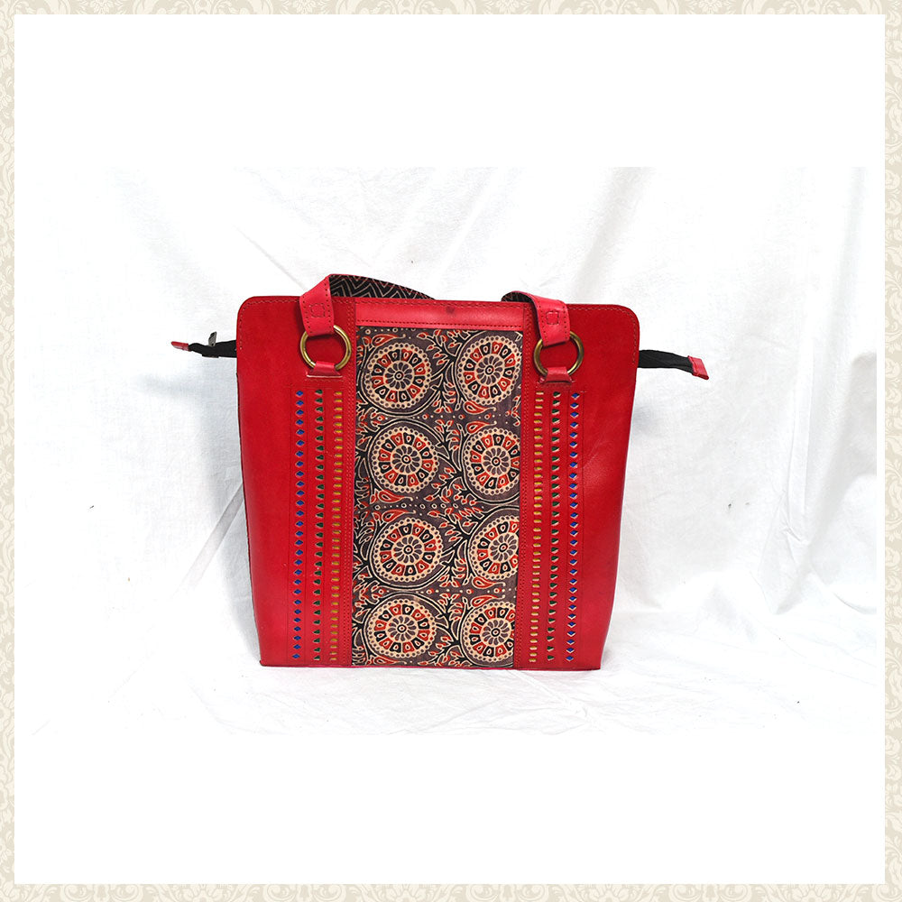 Red Leather shoulder bag with abla design