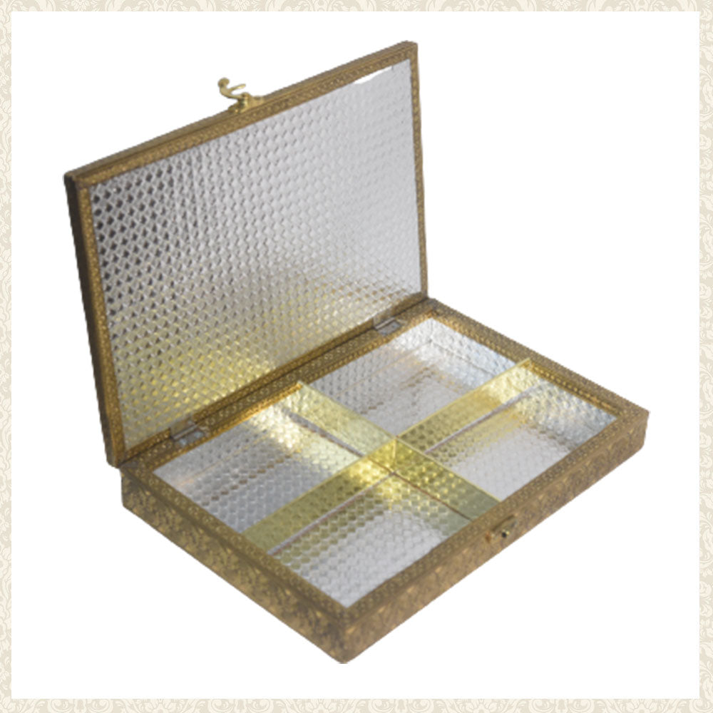 Oxidised Gold Box with Tropical engraved Scene