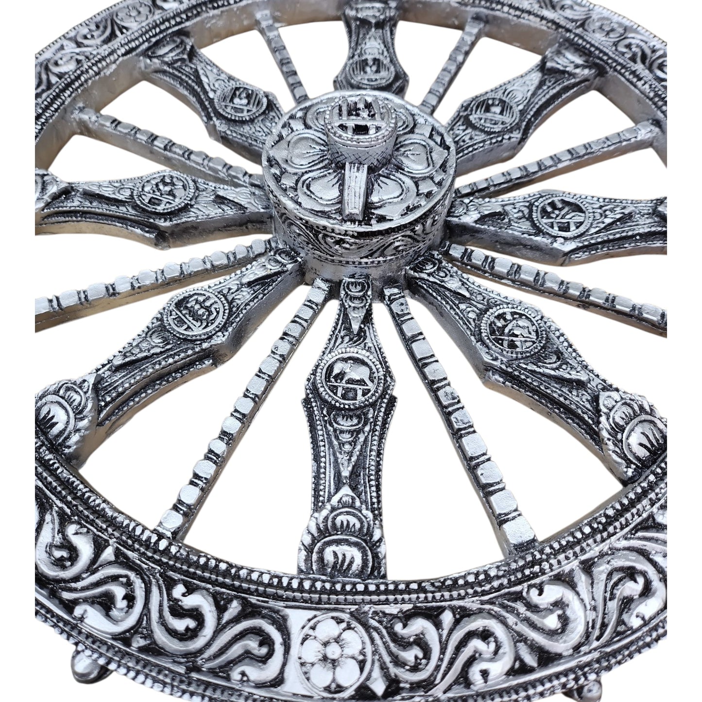 Silver Wheel Wall Frame